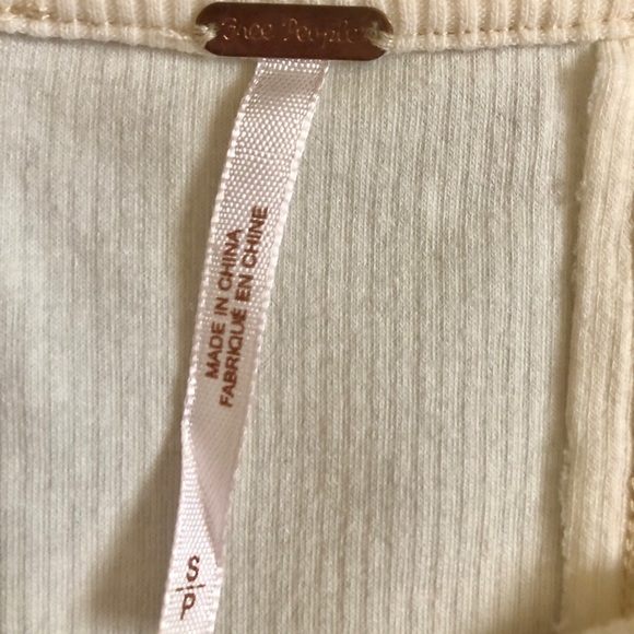 Free People Almost Famous Cold Shoulder Top Sz Small - Picture 4 of 7